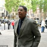 O BBC Bargain Hunt admite que ele vende obras de arte em sua loja de antiguidades, "The Cold mais em Londres". Ele os vendeu para um suspeito financiador Hezbollah.
