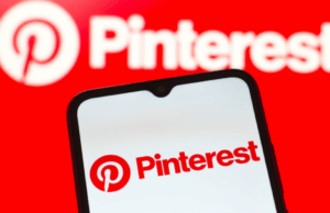 O Pinterest finalmente quebrou seu silêncio sobre as proibições e os usuários ficam furiosos. O Pinterest finalmente quebrou seu silêncio sobre as proibições e os usuários ficam furiosos.