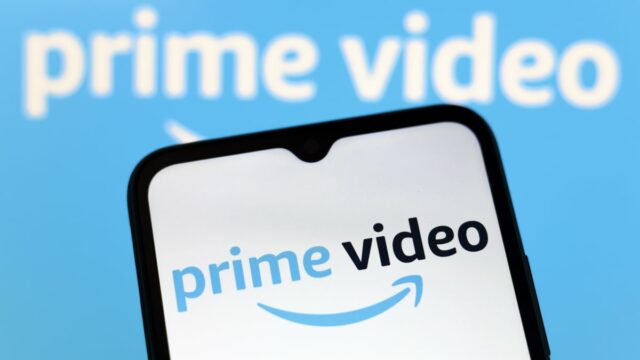 O Prime Video removeu a introdução anti-autoritária a Robin Hood. Agora sabemos o motivo.




