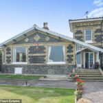 O bangalô mais antigo do mundo está agora disponível por 1,25 milhão de GBP, em comparação com 2 milhões de GBP em 2021. Uma propriedade com seis quartos em Birchington em Kent possui impressionantes vistas costeiras contínuas