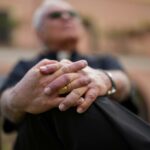 O cardeal guatemalteco acredita que a migração é uma prioridade do próximo papa, enquanto ele se prepara para o Conclave