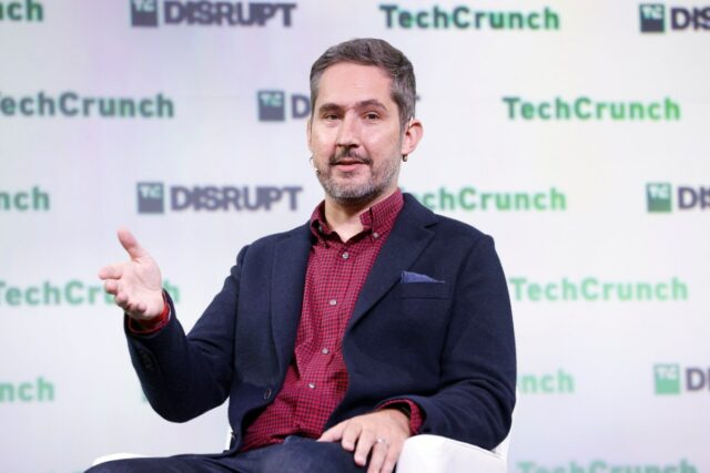 O co-fundador do Instagram diz que os chatbots da AI não são úteis e, em vez disso, 'engajamento de suco'.




