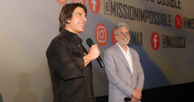 O colaborador de Tom Cruise confirma que 'Top Gun 3' já está na bolsa "

