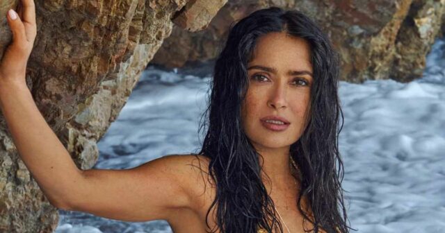 O estilo de natação de Salma Hayek está fora das listas sexy: veja as fotos

