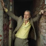 O músico Baxter Dury (na foto), 53 anos, disse que era culpado de pegou-o avermelhado quando ele voltou para sua casa no oeste de Londres por estudo pelo produtor Paul Epworth, onde o casal trabalhou em seu novo álbum Allbarone