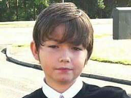 O líder britânico de hackers “por trás dos ataques cibernéticos da M&S” foge de sua casa quando os criminosos mascarados ameaçam Tyler Buchaanan, que foi emitido aos EUA para enfrentar alegações de seu papel na aranha dispersa, na foto em 2016