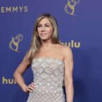 O motorista da polícia que colidiu com a casa de Bel-Air por Jennifer Aniston