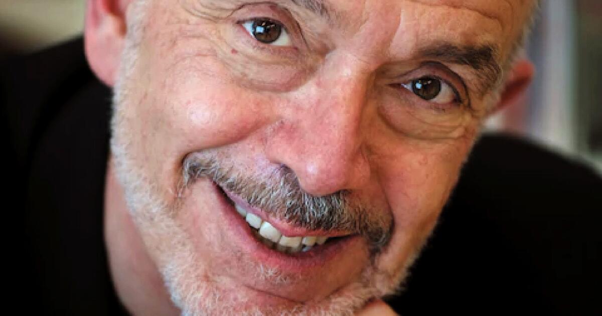 O novo protagonista de Wally Lamb, um pai que é confuso, mas também pode ser retratado de maneira realista.