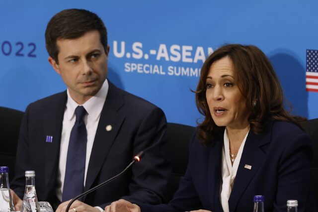 O pesquisador mais preciso encontra o novo candidato democrata de 2028

