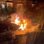 A Toyota se apresentará em frente à casa de Londres, Sir Keir Starmer. O segundo homem foi acusado de três supostos ataques de incêndio criminoso contra imóveis e carros associados ao PM