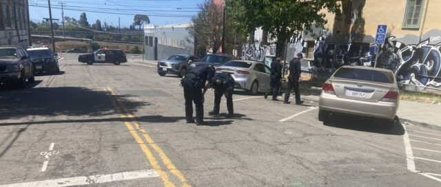 O tiroteio segue uma disputa em Oakland, no bairro de San Antonio, um homem ferido

