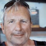 O carpinteiro aposentado de Marshall Latham morreu de ferimentos três meses depois de ser atacado por um alienígena