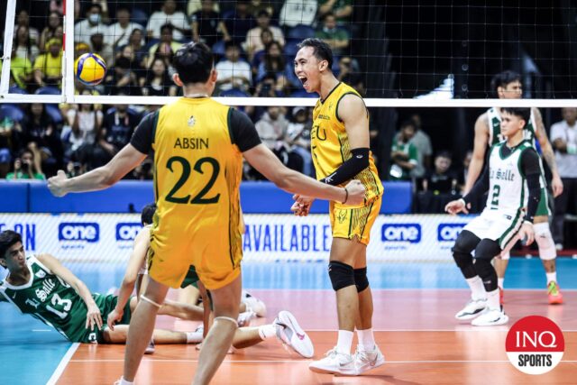 Mikko Espartero Feu Tamaraws UAAP Temporada 87 Final de Volleyball Men Four