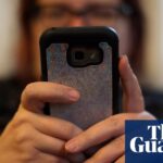 'Oi mãe!' Um simples golpe do WhatsApp que custa muito dinheiro para pais e amigos
