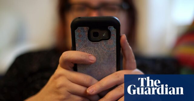 'Oi mãe!' Um simples golpe do WhatsApp que custa muito dinheiro para pais e amigos




