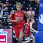 O UAAP está lutando contra Ono em favor de Maroons em 86 partidas de basquete feminino.