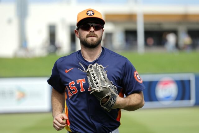 Orioles assinará/ativará o utilitário homem de Cooper Hummel MLB: Treinamento de primavera Hauston Astros em Washington Nationals
