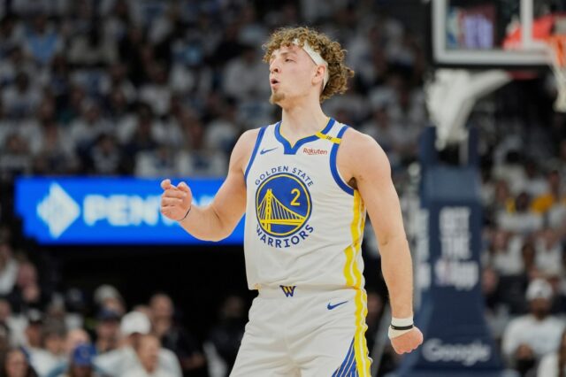 Os guerreiros perdem o jogo 2 contra o Timberwolves sem Steph.



