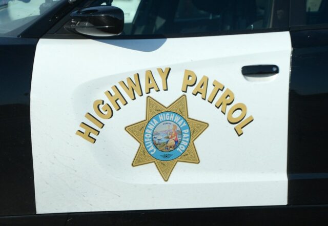 Os pedestres morrem na Freeway Emeryville depois de ter sido atingida por vários veículos

