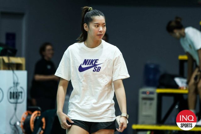 O preliminar PVL, adpirante Aleiah Malaluan, de La Salle durante o draft de adesão.