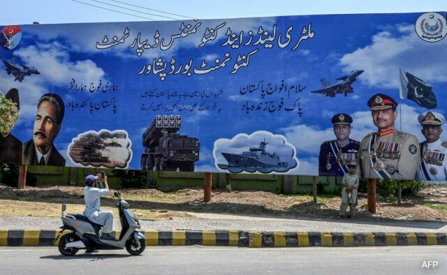 “Pak abusando massivamente da religião da criação do jihadismo”: historiador militar Tom Cooper

