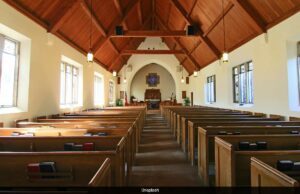 Pastor americano, esposa acusada de forçar os membros da igreja a trabalhar escravos, exploração sexual por dez anos Pastor americano, esposa acusada de forçar os membros da igreja a trabalhar escravos, exploração sexual por dez anos