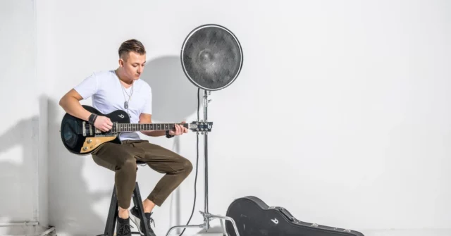 Paweł Tur e Marek Kościkiewicz uniram forças. O hit musical deles ganha a rede (vídeo)

