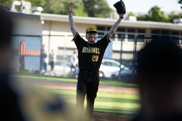 Mikey Boyd, 23 anos, da Grande, segue seu dobro duplo contra De La Salle durante o terceiro turno de sua partida do torneio Baysbol na Liga Atlética de East Bay, na quinta -feira, 15 de maio de 2025, em Livermore, Califórnia (D. Ross Cameron)