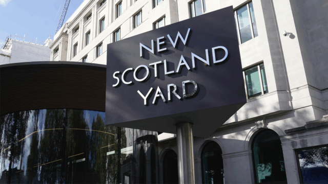 Polícia britânica prisão de homens iranianos acusados ​​de causar um ataque a um alvo em Londres



