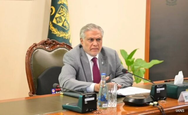 Presente de Ishaq, ministro de Relações Exteriores do Paquistão: "O Paquistão concordou com um cessar -fogo imediato"



