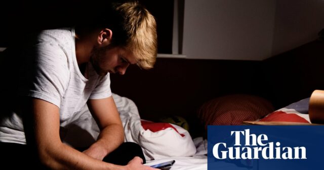 Quase metade dos jovens prefere um mundo sem internet, de acordo com a pesquisa de pesquisa no Reino Unido

