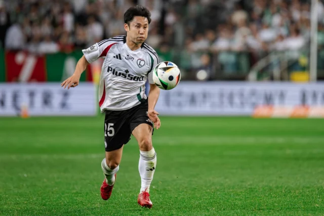 Que Legia - Lech hoje, 11.05.2025? Broadcast Live, domingo, 20 de abril - onde?



