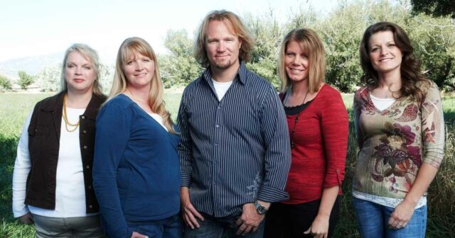 As esposas Kody Brown e Christine Brown Gwendlyn zombam de seus pais se divorciarem 3