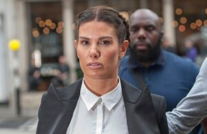 Rebeka Vaddy concorda em finalmente pagar Coleen Rooney o valor de sete dígitos depois que Wagath Christie perdeu a batalha judicial Rebeka Vardy (na foto) finalmente concordou em pagar o enorme valor de sete dígitos de Coleen Rooney seis anos depois de perder seu acordo no tribunal de Wagatha