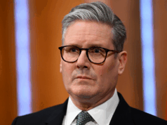 O primeiro-ministro do Reino Unido foi criticado por receber em casa um prisioneiro egípcio libertado depois que postagens nas redes sociais ressurgiram Reino Unido para apertar as regras de imigração sobre a frustração dos eleitores com altos números de imigração: “Experimento falhado”