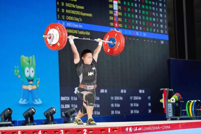 Campeonato de levantamento de peso asiático de Elreen Ando