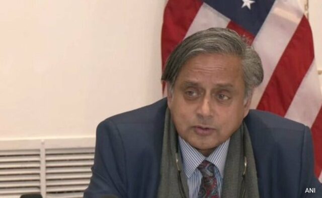 Resposta "Não trabalhe para o governo" Shashi Tharoor a resposta à pergunta de Phalgam

