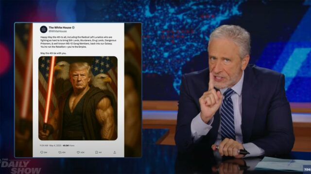 Resposta contundente de Jon Stewart ao meme de Guerra nas Estrelas gerado pela AI de Trump




