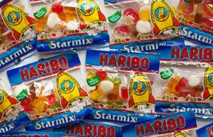 Revelado: vitaminas da goma de mascar bebê que têm mais açúcar do que Haribos Gomas de mastigação multivitamima para crianças geralmente têm açúcar mais alto que os doces Haribo