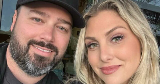Real-Housewives-of-Orange-SS-Gina-Kirschenheiter e Travis-Mullen-Slation-Timeline-190