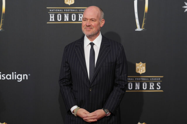Rich Eisen, formado em Michigan, emoções conhecidas no Comitê CFP fechado