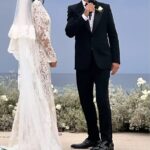 Após o compromisso de sete anos, Robin Thicke, 48 anos, finalmente se casou com seu longo noivo da April Love Geary, 30