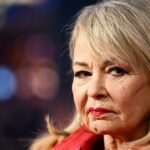 Toda vez que a temporada final dos Conners mencionava o personagem de Roseanne Barr