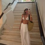 Rosie Huntington-Whiteley mostrou sua personagem que caiu com a mandíbula