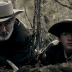 Rust, o filme que é inevitavelmente perseguido pela tragédia no set, finalmente ganha vida, mas é carregado de culpa