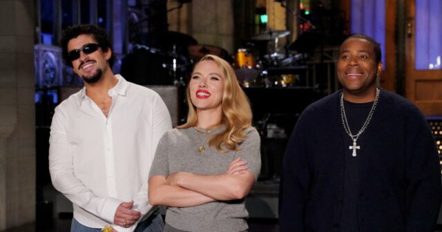 'SNL': Scarlett Johansson Pilots Take -Off, aterrissagem difícil no final da temporada 50

