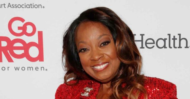 GetTyimages-2156596265.jpg estrela Jones Emmys 25 coisas