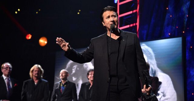 Steve Perry para cobrir a viagem "fiel" com Willie Nelson: "Seria um absurdo não ir com ele"


