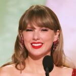Travis-Kelce-Donna-Kelce-Taylor-Swift-2-GettetyImages-2196385097