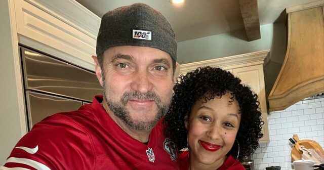 Tamera Mowry comemora o 14º aniversário de casamento com Adam Housley

